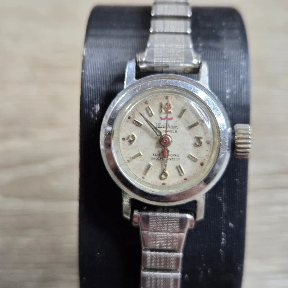 Vintage Waltham Ladies Automatic Wind Watch Silver Tone Expansion Band Tested
